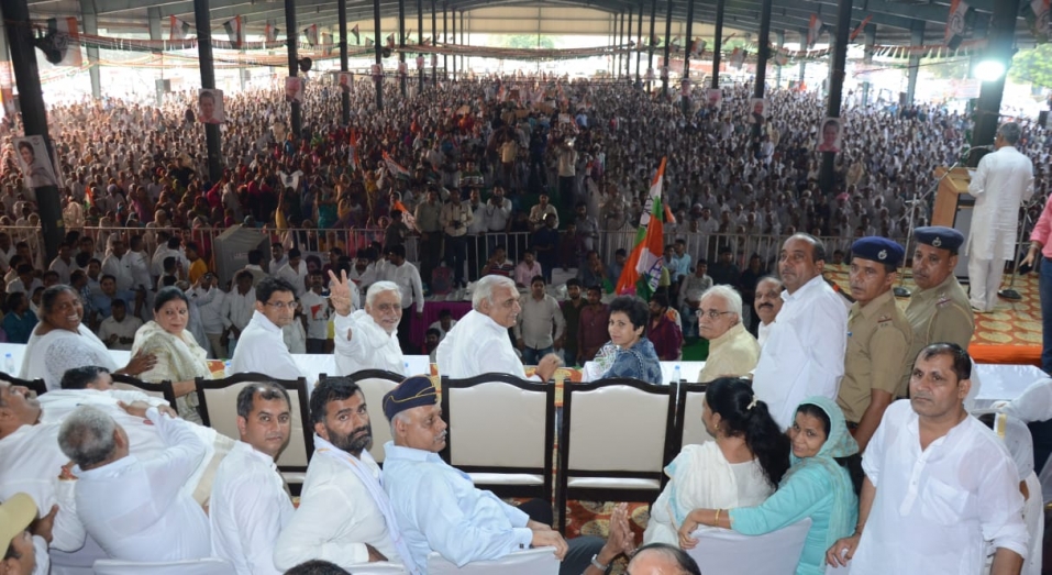 कांग्रेस की सरकार बनने पर किसी भी पद के लिए  परीक्षा  उनके गृह जिले में ही होगी- हुड्डा
